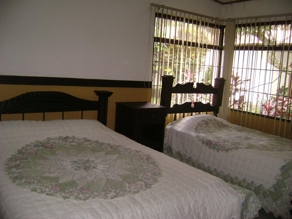 Hotel Villas Colibri Las Ciruelas  ภายนอก รูปภาพ